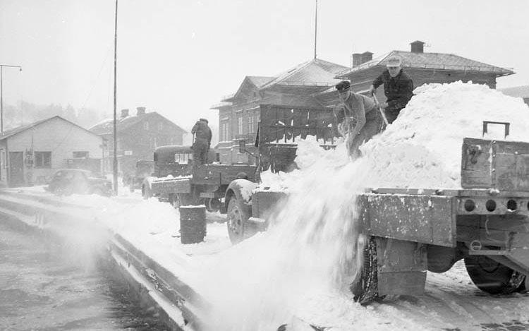 Snö på västkusten - och en och annan orkan