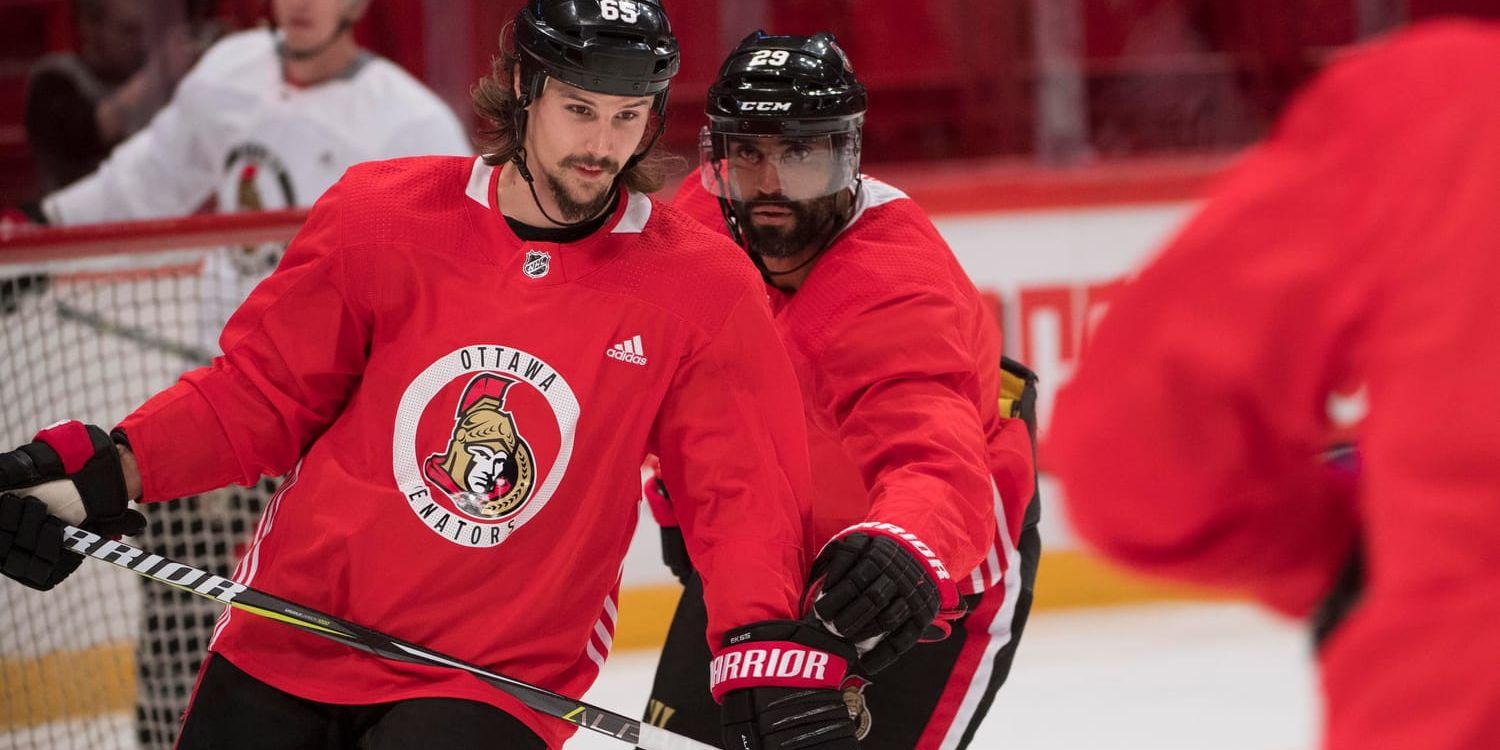 Erik Karlsson, till vänster, och Johnny Oduya utgör två tredjedelar av den svenska backuppsättningen i Ottawa.