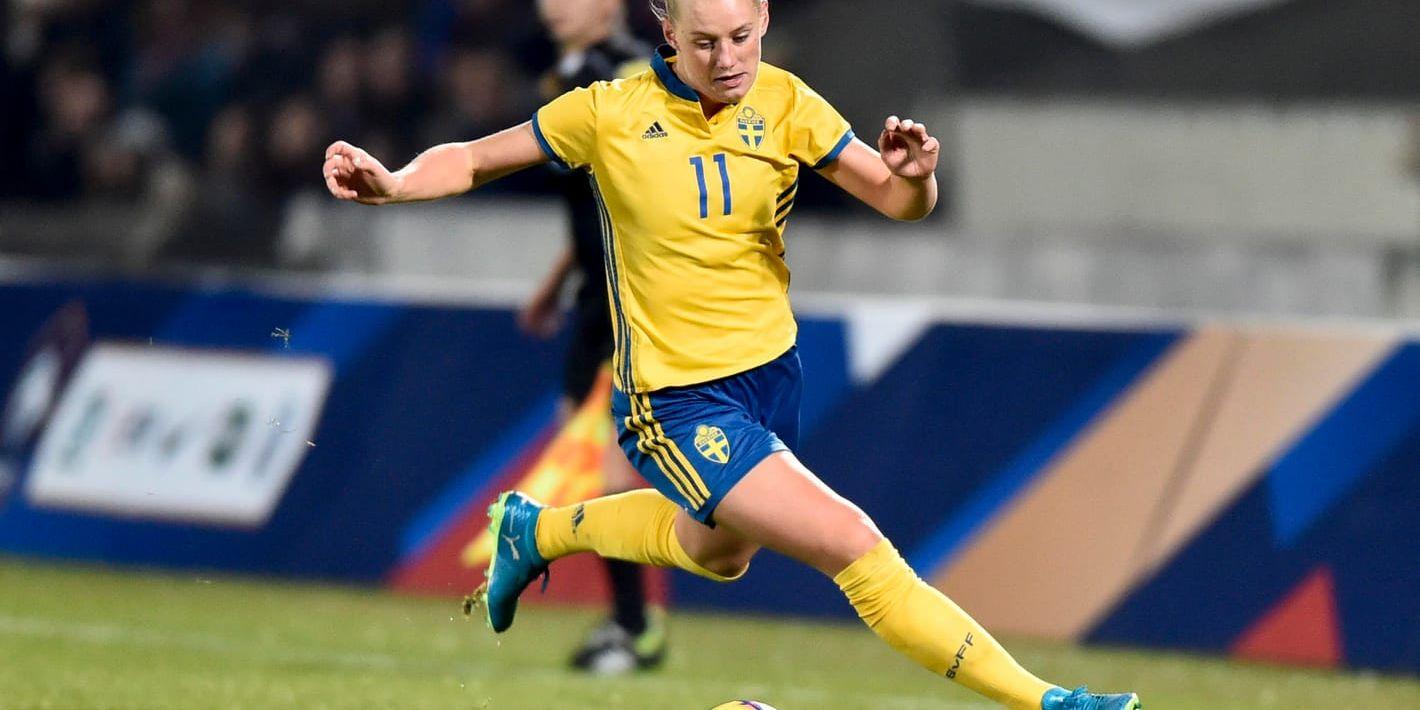 Stina Blackstenius, här i landslagets tröja, gjorde två av målen i Montpelliers 5–1-seger mot Soyaux. Arkivbild.