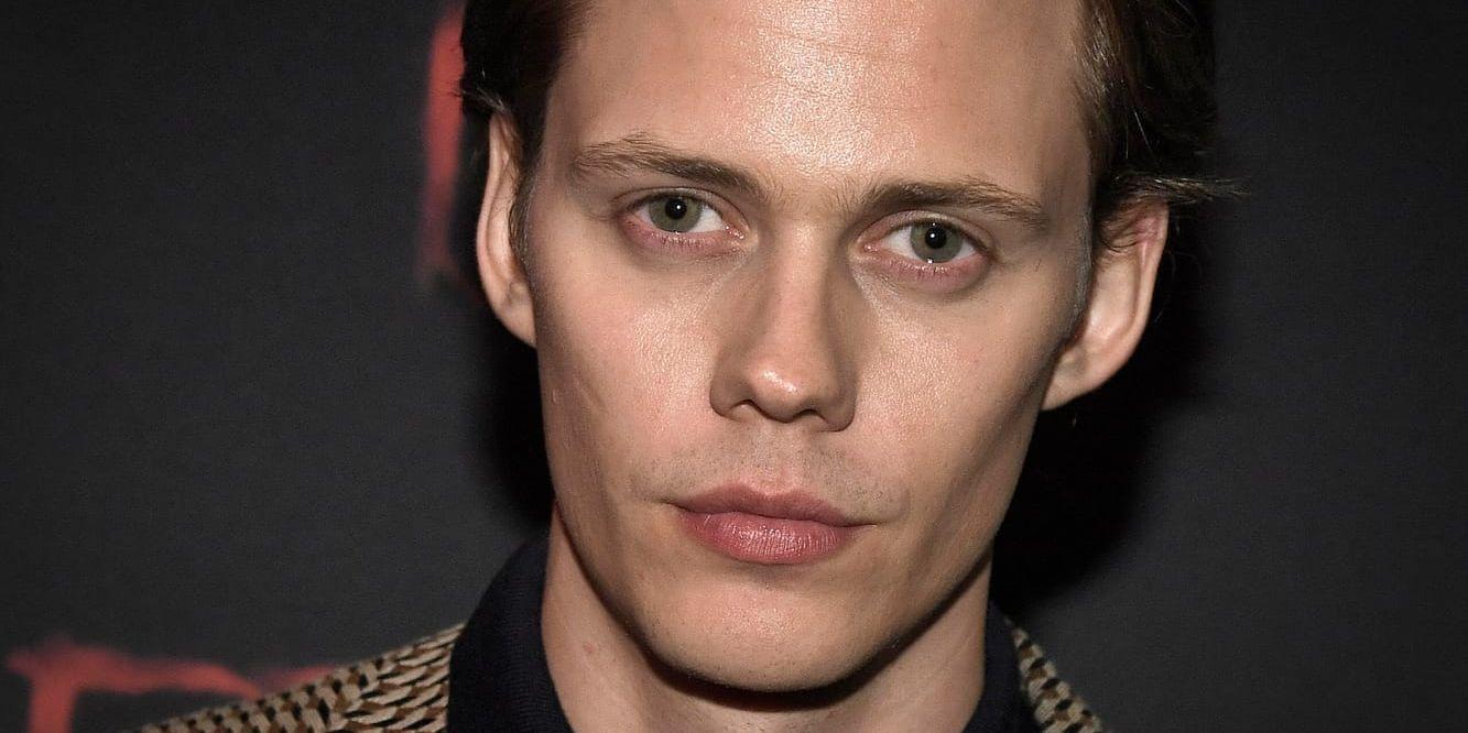 Bill Skarsgård gör succé som skräckclownen Pennywise.