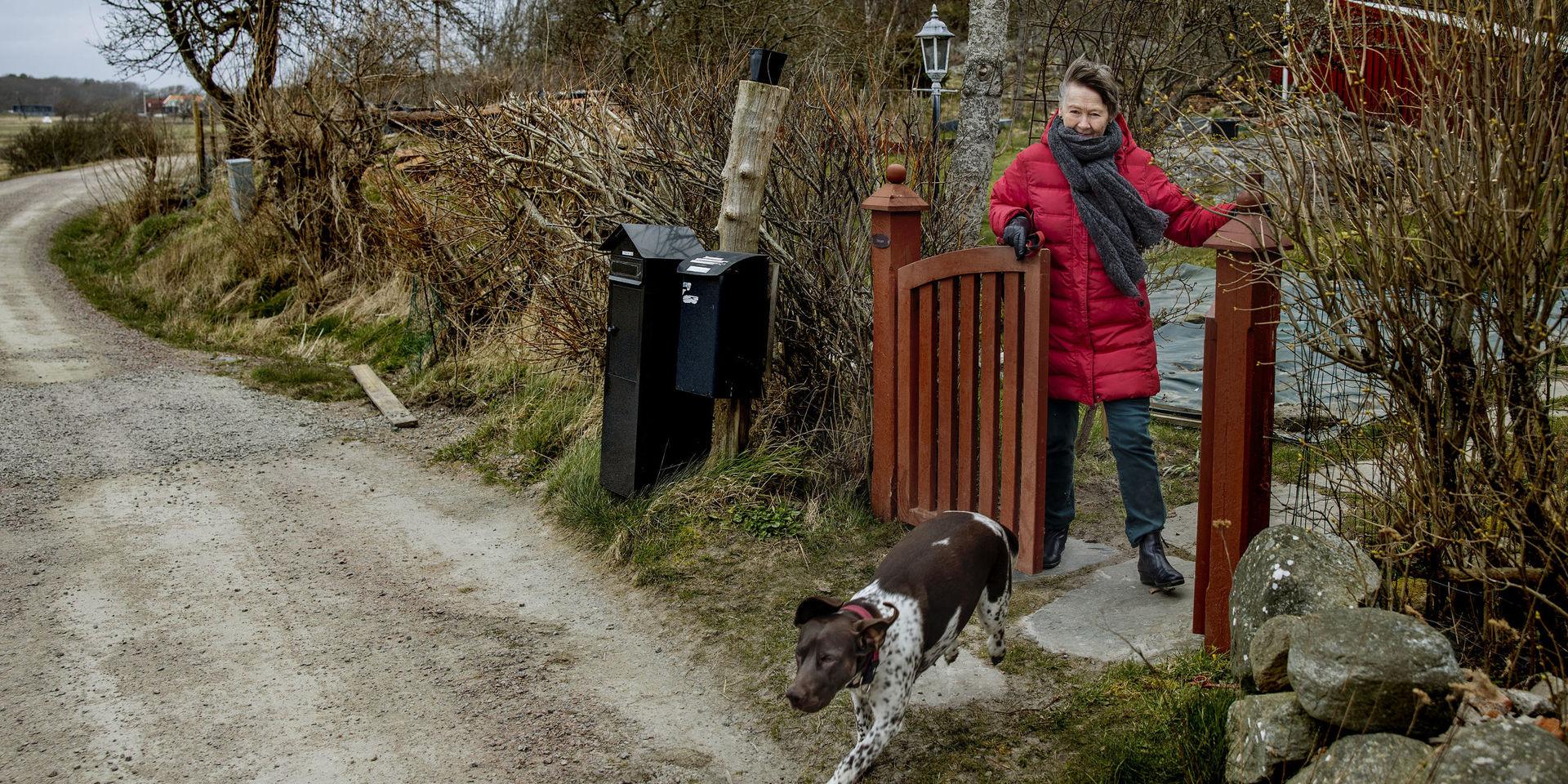  ”Det kan finnas branscher eller företag som kommer att försvinna, men det betyder inte att arbetsplatserna försvinner. Det kan komma att krävas omskolning och lärande, men så har det alltid varit, bara sedan 1950-talet har vi lärt oss mycket nytt och förkastat mycket av det som fanns då.” säger professorn.