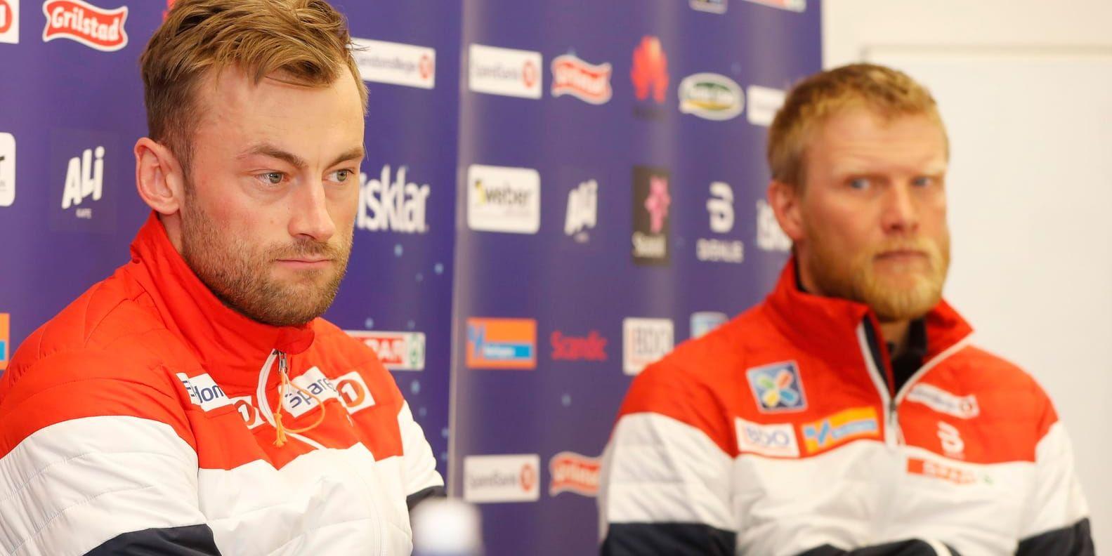 Petter Northug, till vänster, utreds av det norska skidförbundet efter Instagraminlägg där han bland annat hånade tränaren Tor Arne Hetland, till höger. Arkivbild.