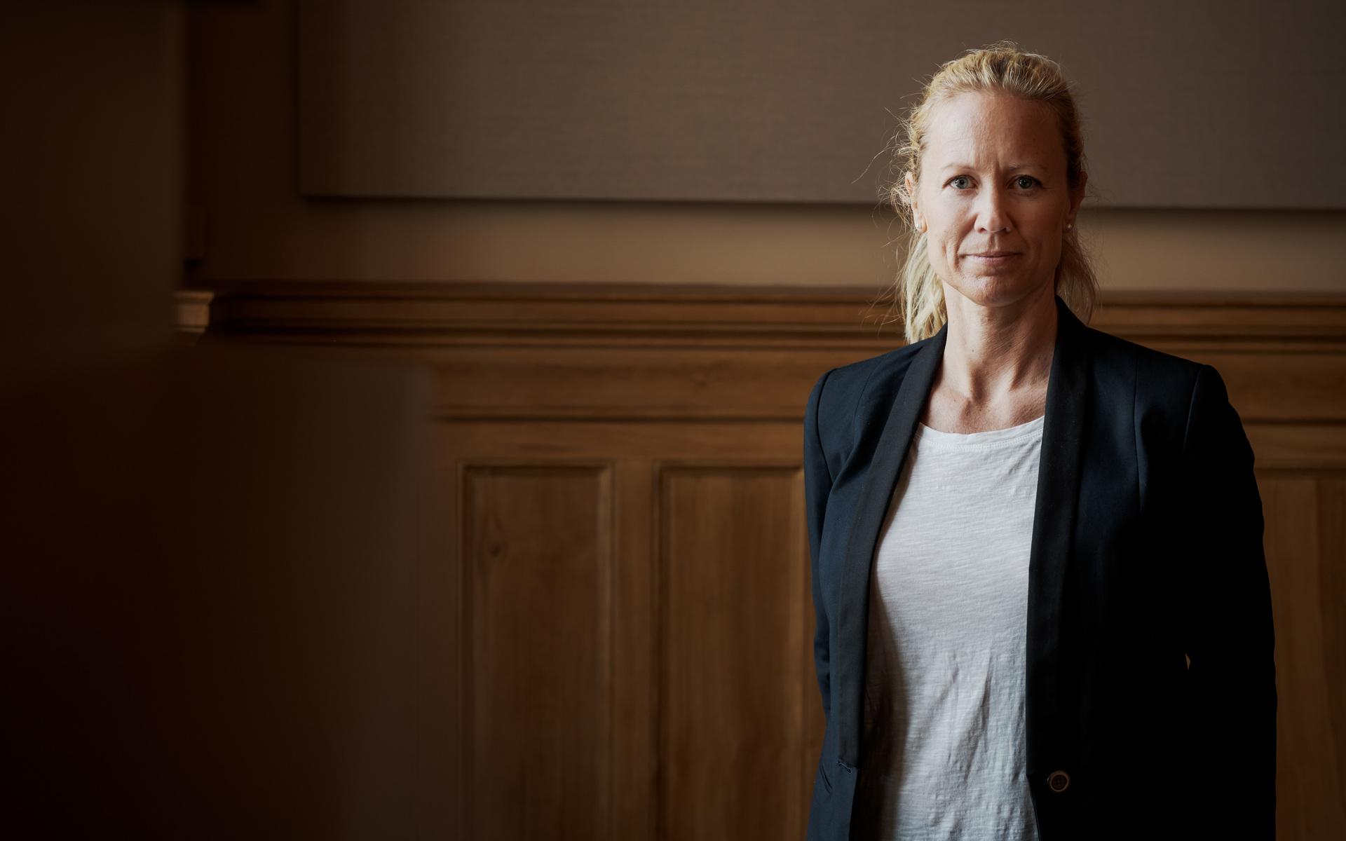 &quot;Det är ingen tillgänglighetsfråga och ingen informationsfråga, utan det kan fortfarande finnas de som är fundersamma och oroliga, och de når vi med våra riktade insatser”, säger Kristine Rygge, vaccinationssamordnare i Västra Götaland, om den dryga kvarts miljon vuxna i regionen som inte är fullvaccinerade.