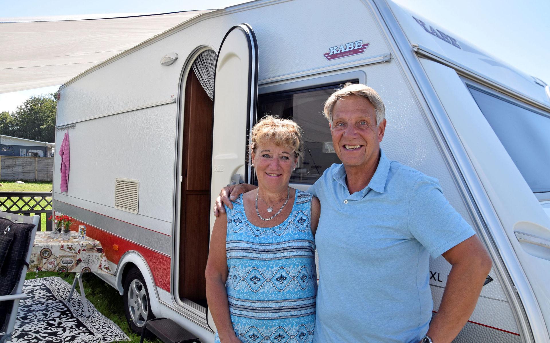 Gunilla och Lars-Erik Andersson har campat i 40 år men aldrig råkat ut för något inbrott, de tipsar om att låsa ordentligt om sig.